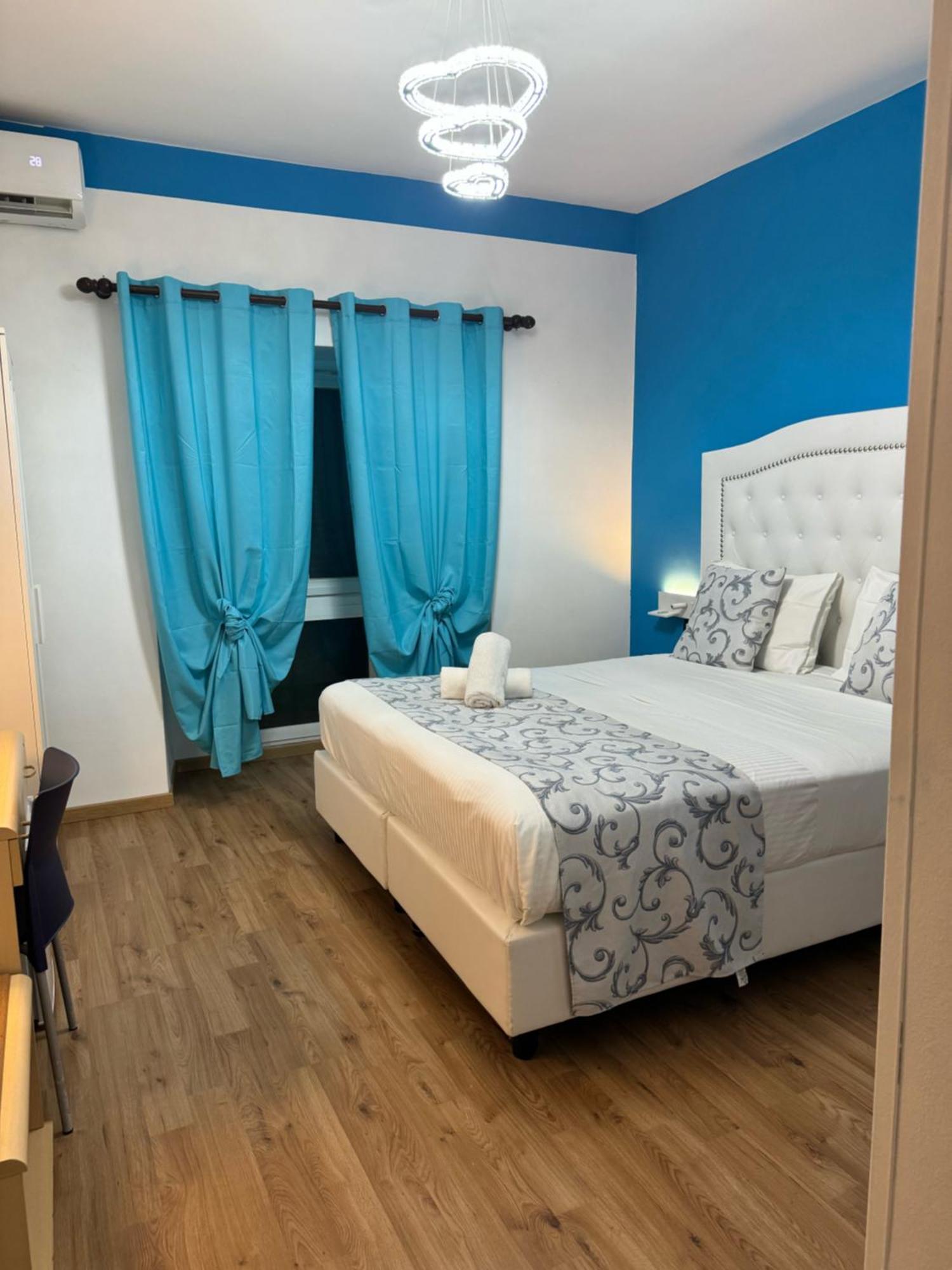 Hotel Veronese Генуя Экстерьер фото
