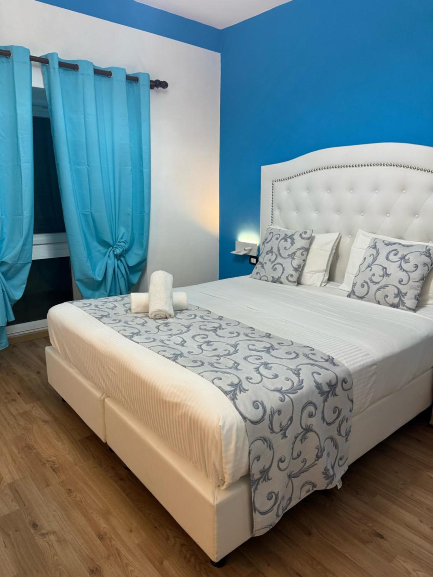 Hotel Veronese Генуя Экстерьер фото