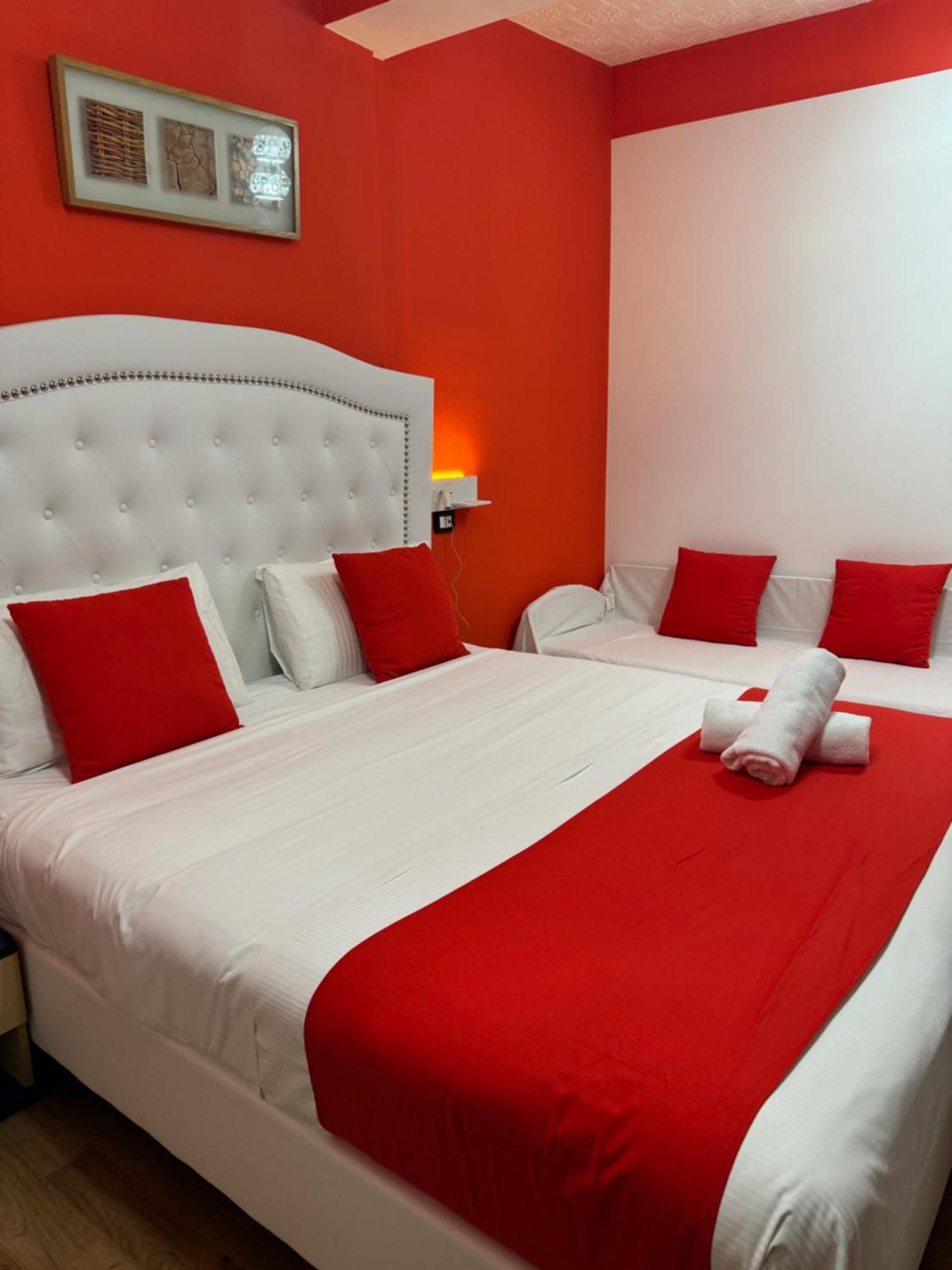 Hotel Veronese Генуя Экстерьер фото