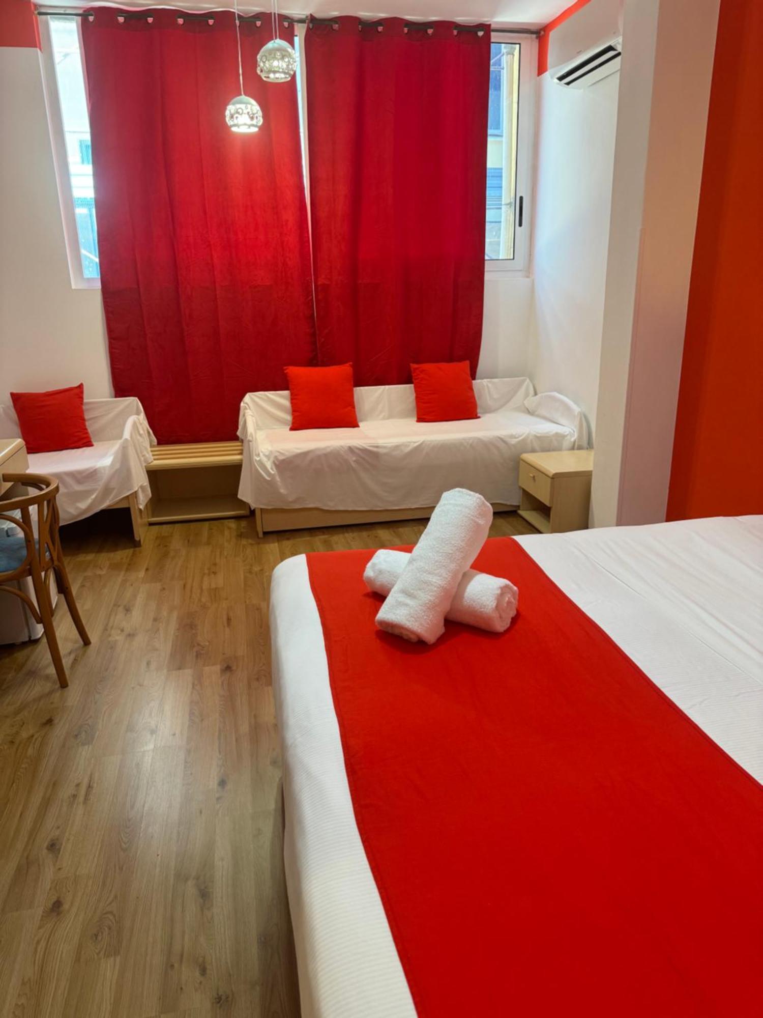 Hotel Veronese Генуя Экстерьер фото