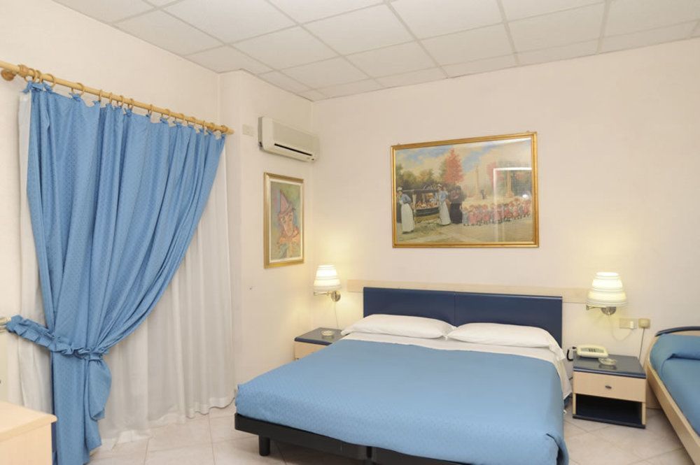 Hotel Veronese Генуя Экстерьер фото